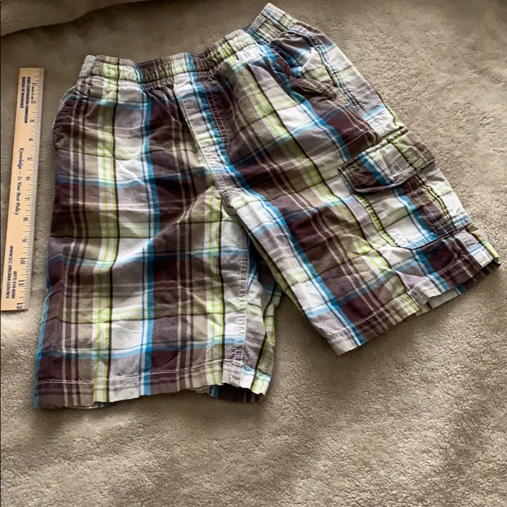Boys Basic Edition size 10/12 shorts